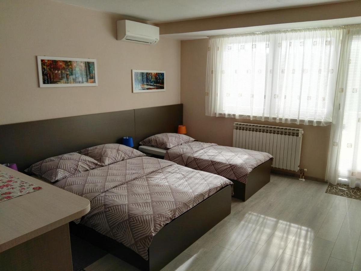 Apartmani Janjic Баня-Лука Екстер'єр фото